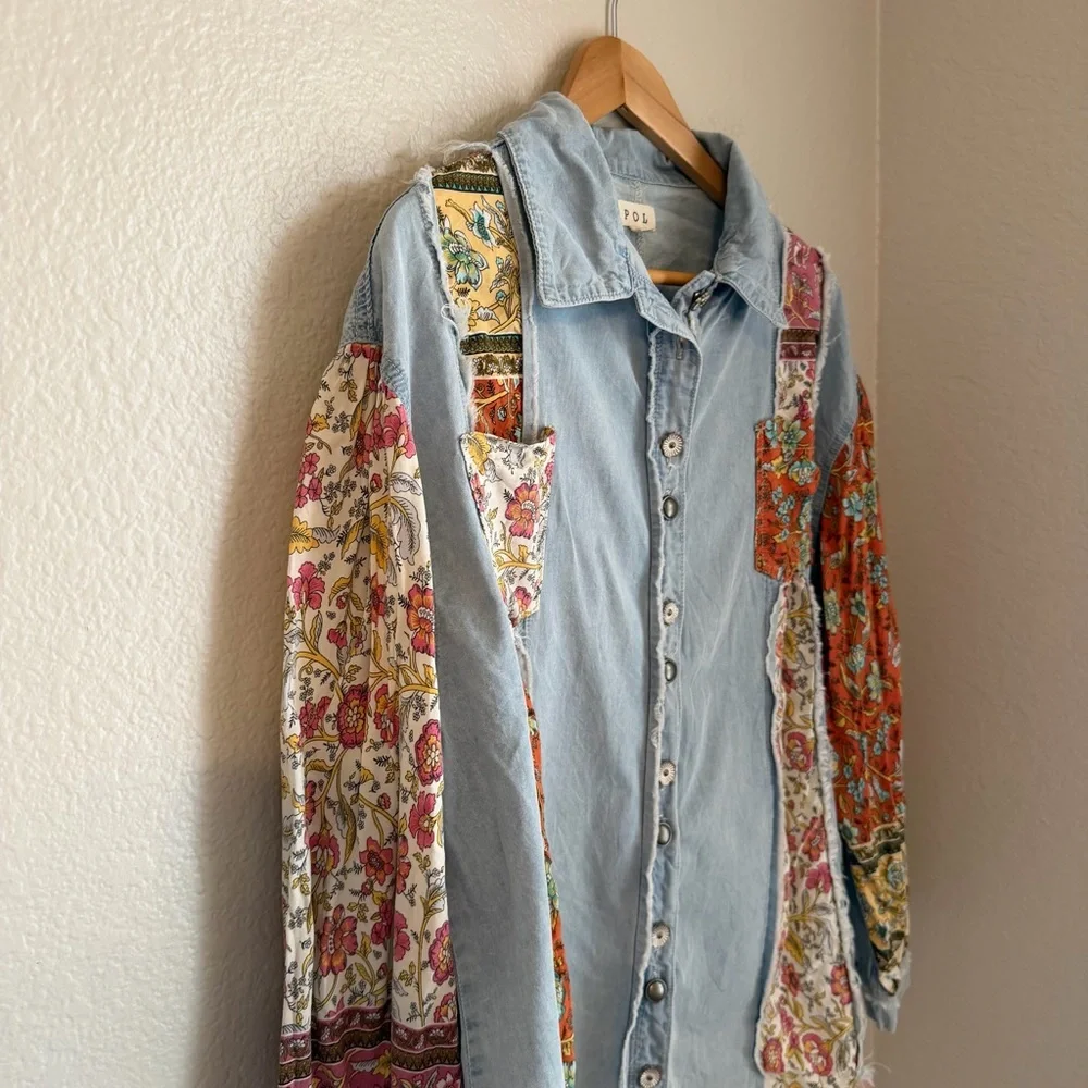 POL Light Wash Denim Patchwork Button Down Bohemian Shirt Top, Size Large - Picture 5 of 10